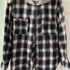 Women’s M lightweight hoodie